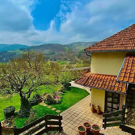 Djordjevic - Priroda Vas Okruzuje Bed & Breakfast 3*